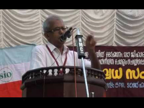 തങ്ങളുടെ മക്കളെ സമുദായം ചുമക്കണോ