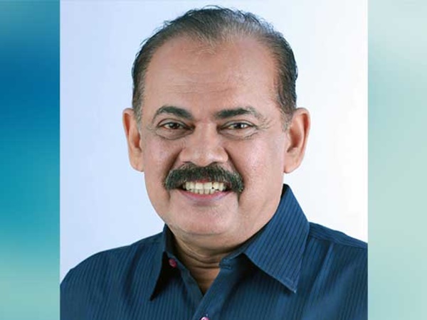 ബല്റാമിന്റെത് കുട്ടിക്കളി