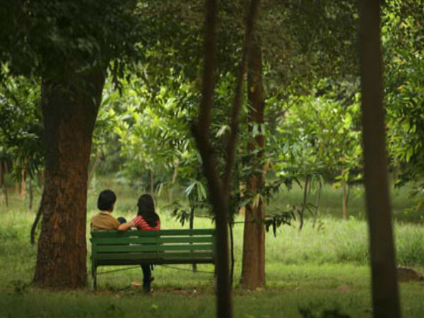വിവാഹ സര്ട്ടിഫിക്കറ്റ് നിര്ബന്ധം