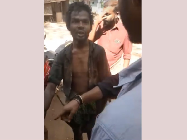 അവരും ആള്ക്കൂട്ട യുക്തിക്കൊപ്പം
