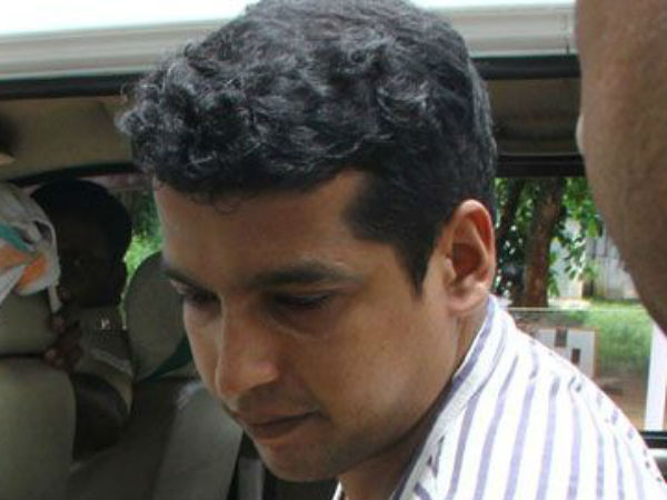 ഒരുമണിക്കൂറിലധികം ചര്ച്ച