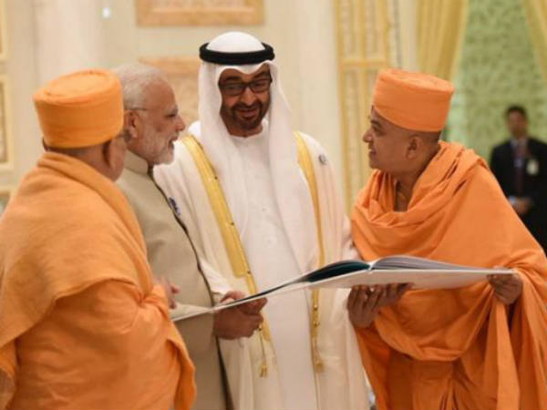 കല്ലുകള് മാത്രം