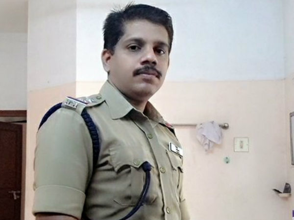 ജോലി കിട്ടിയാൽ വേണ്ടെന്ന് വെയ്ക്കുമോ