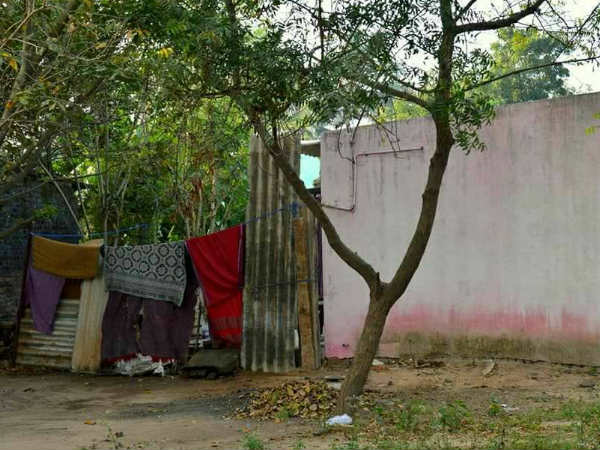 മൃതദേഹം ആരും കണ്ടില്ല