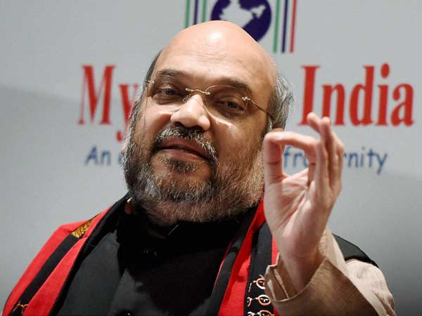 ‘നായകള് കുരച്ചുകൊണ്ടിരിക്കും'