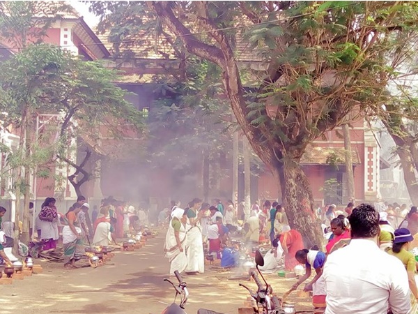 എസ്എഫ്ഐയ്ക്ക് പൊങ്കാല...