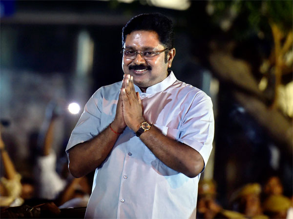 ആര്കെ നഗര് ദിനകരനൊപ്പം