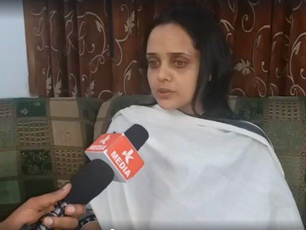 ആരാധനയാണ്
