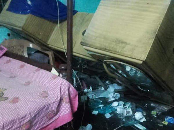 കോൺഗ്രസ് വേട്ടയാടപ്പെടുന്നു