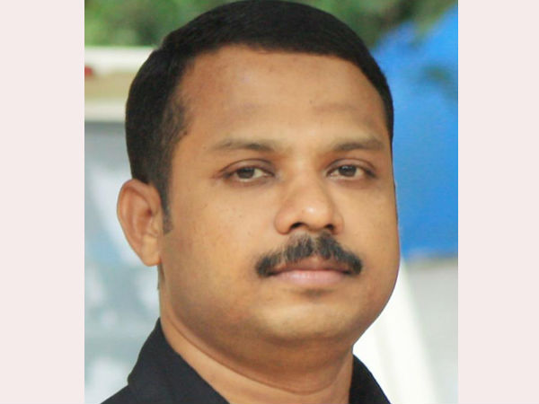 അന്യമായ ഒരു കേരളം