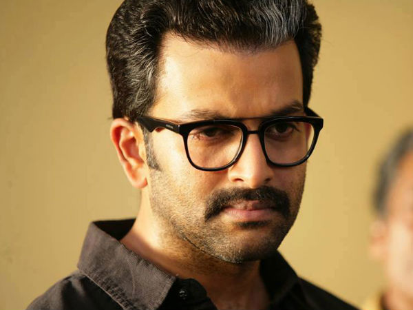 ഏഴ് ലക്ഷം...