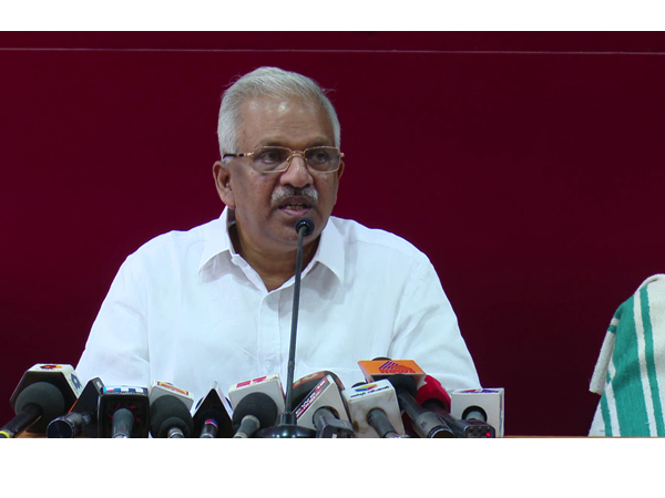 ആര്എസ്എസ് പ്രശ്നക്കാര്