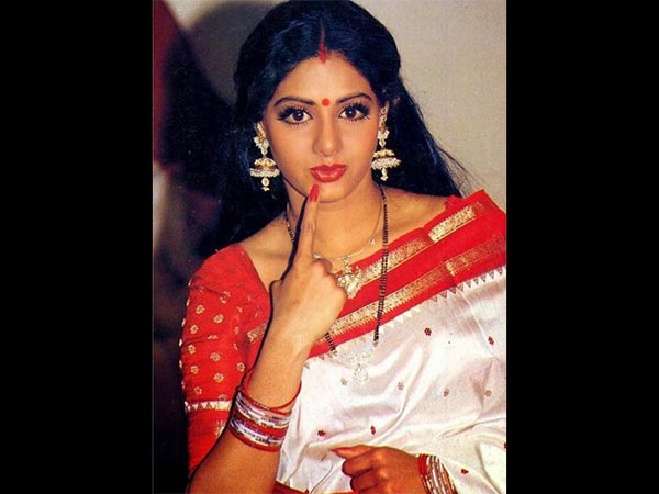 ബാത്ടബ്ബിൽ ബോധരഹിതയായി വീണു
