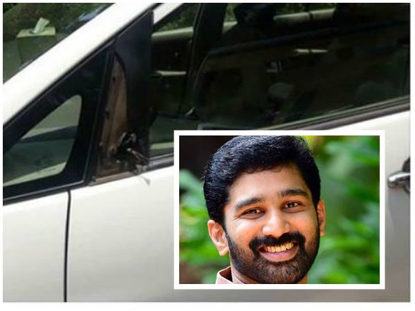 അഴിഞ്ഞാട്ടം... തല്ലിത്തകര്ക്കല്