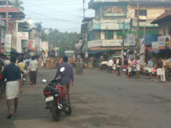 വ്യാപകമായി പ്രകടനങ്ങള്