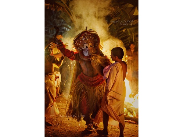 ശങ്കരാചാര്യരെ പാഠം പഠിപ്പിച്ച പൊട്ടൻ