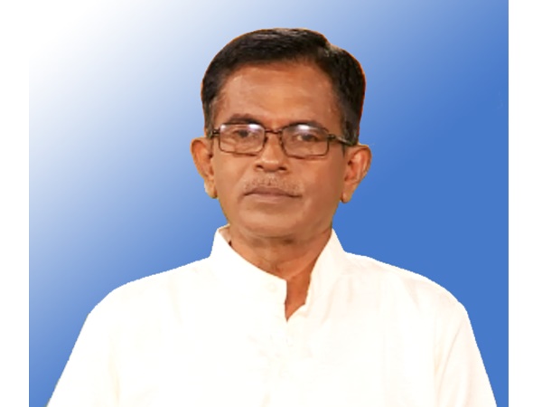 സ്മൃതി തുള്ളിക്കളിക്കണ്ട