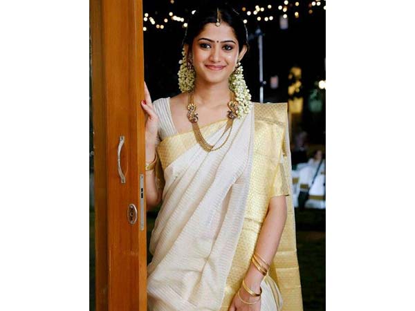 കുലീനസ്ത്രീയുടെ ഗുണഗണങ്ങൾ