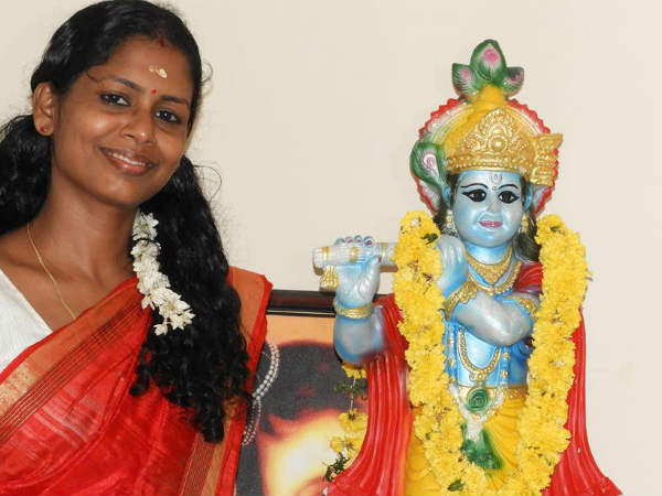 ഓരോ കല്ലും പൂമാല
