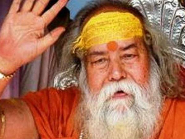 ജനപ്രതിനിധികള് ശമ്പളം കുറയ്ക്കണം