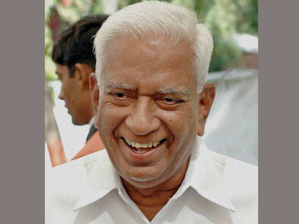 സ്റ്റാഫ് നിയമനം വിവാദത്തിൽ