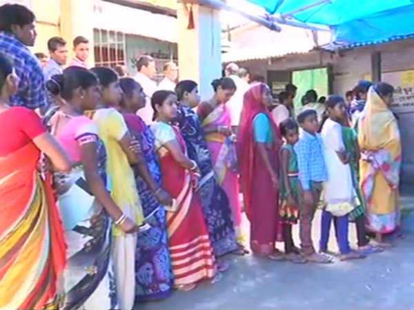 കൊലക്കത്തിക്കിരയായത് 11 പേര്
