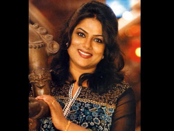 അഭിനന്ദിച്ച് നടി