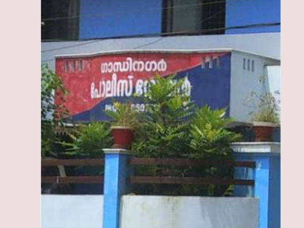 നിരവധി പൊരുത്തക്കേടുകള്