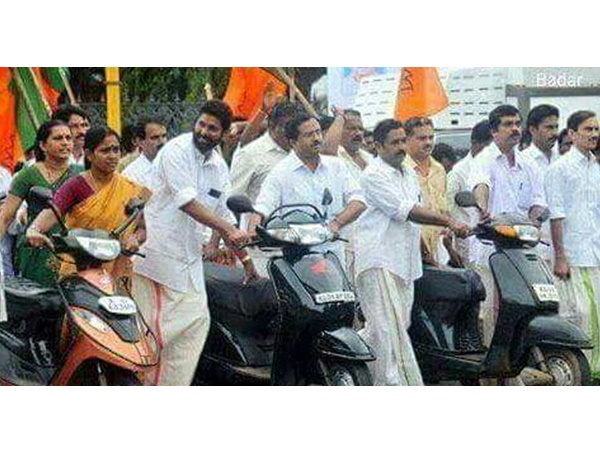 ബിജെപിയുടെ തള്ളല്