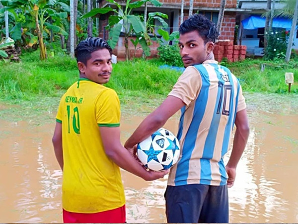 മഡ്ഫുട്ബോള്