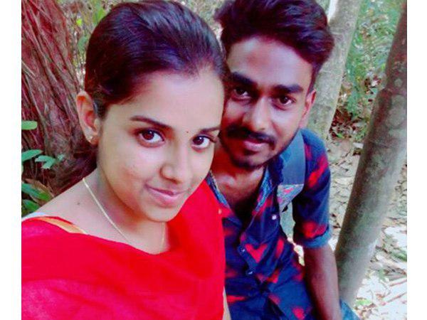 പഴയ കൂട്ടുകാരികള്