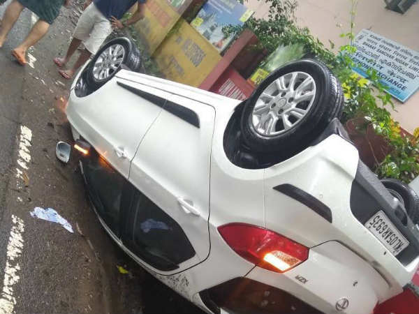 കാറില് മറ്റാരുമുണ്ടായിരുന്നില്ല