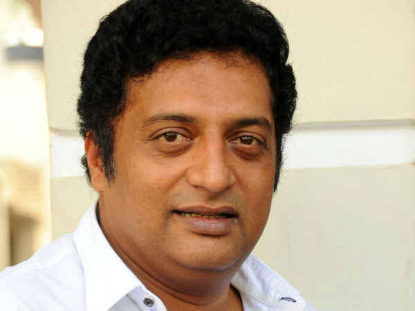 പിന്തുണയുമായി നേതാക്കൾ