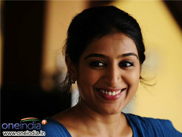 കുറ്റാരോപിതന് ക്ലീന്ചിറ്റ് നല്കുന്നു