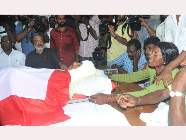 മുസ്ലീങ്ങളെ പ്രതിസന്ധിയിലാക്കുന്നില്ല