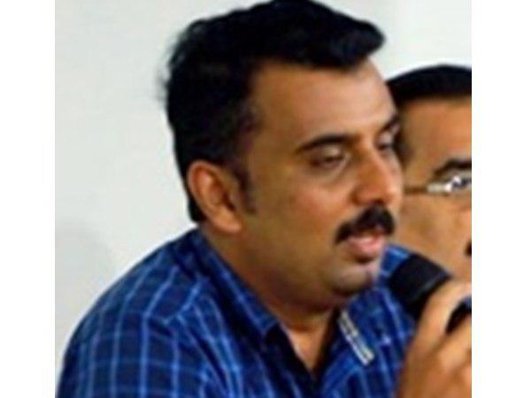 അദ്ദേഹത്തിനെതിരെ