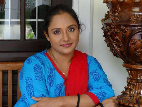 അനുവാദമില്ലാതെ