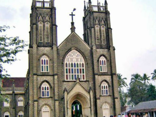 ദേവാലയത്തിന്റെ പേരില്