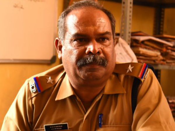 അവരുടേത് ഇരട്ടത്താപ്പ്
