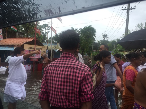 വെള്ളത്തിന്റെ രൗദ്രഭാവം