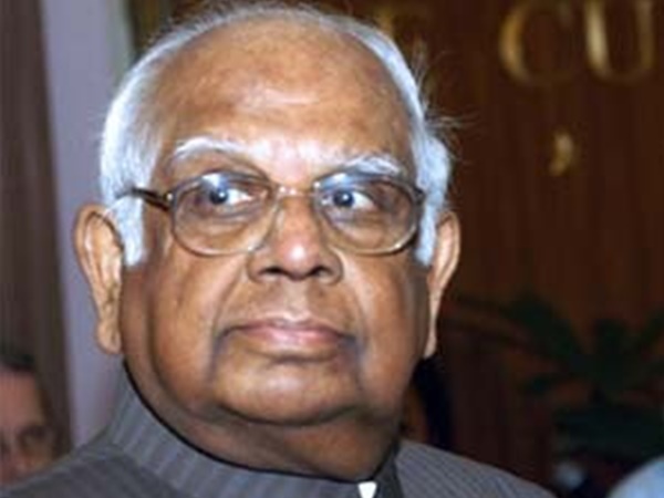 1984 ല് ജാദവ്പൂരില്
