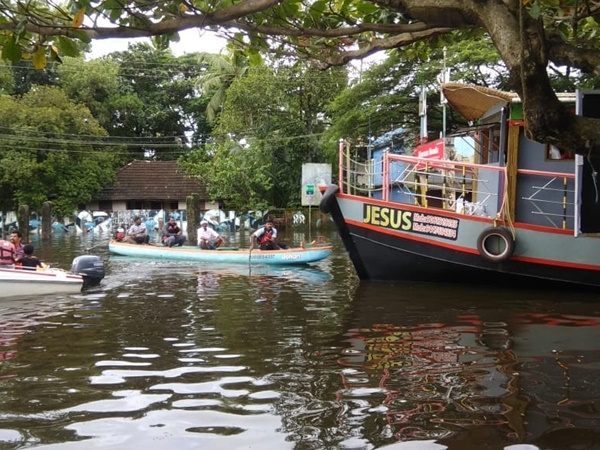 റെഡ് അലര്ട്ട് പിന്വലിച്ചു