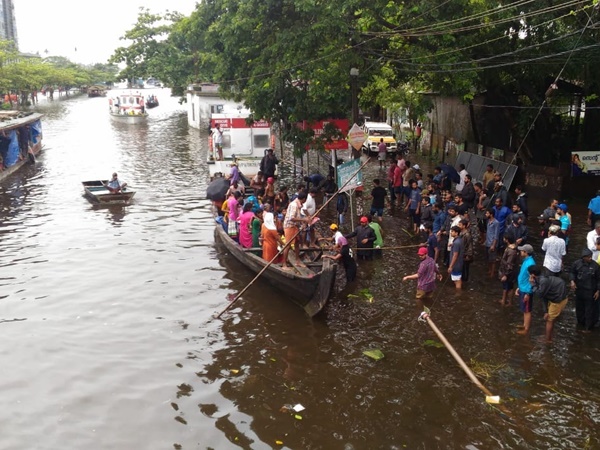 ഒറ്റക്കെട്ടായി