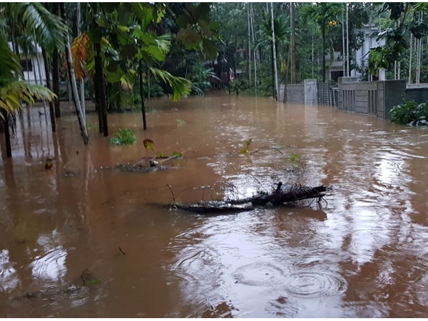 അഭൂതപൂര്വ്വമായ ഒത്തൊരുമ