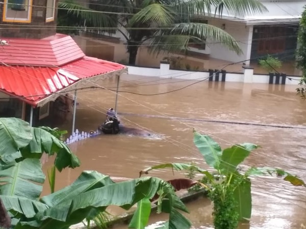 നിങ്ങൾക്കും കേരളത്തെ സഹായിക്കാം