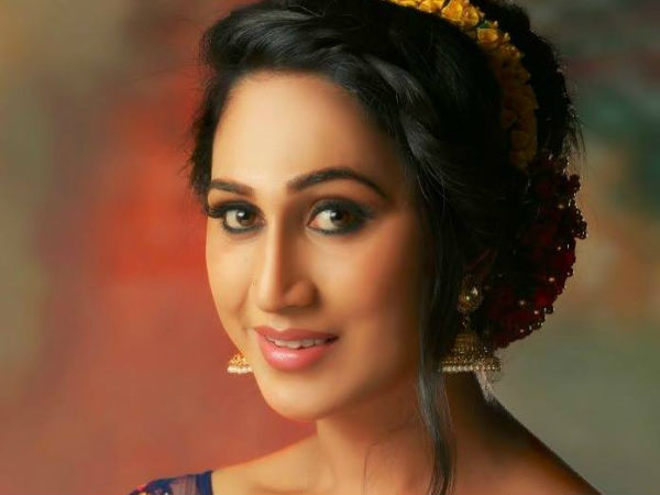 അഞ്ജലി അമീര്