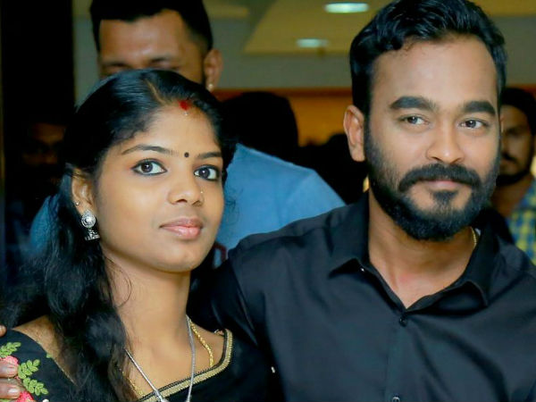 ലൈവിൽ കണ്ണീർ