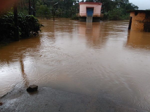 ഉരുള്പൊട്ടലുകള്