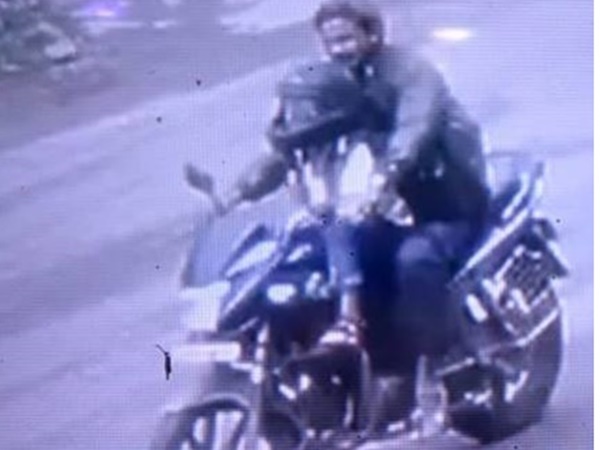 രാത്രിയോടെ.....