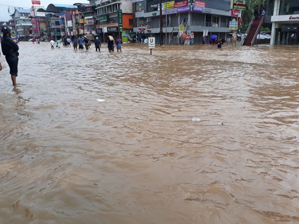 സാധനങ്ങൾ പാഴായിപ്പോകുന്നു